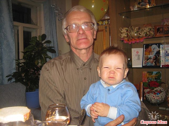 Шарыпово дед витя. Дедушке вите. Дедушке вите. Дедушке вите. Дедушка витя автобус.